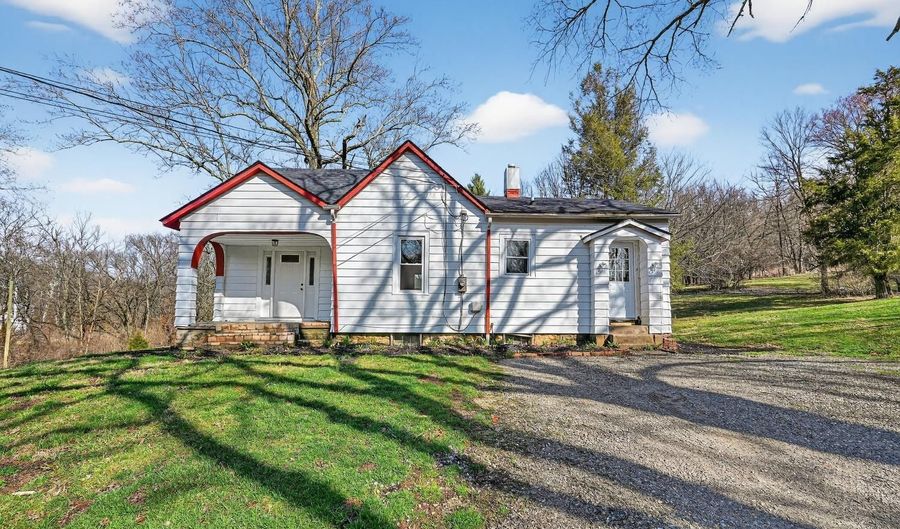 11991 Indian Ln, Aurora, IN 47001 - 2 Beds, 1 Bath