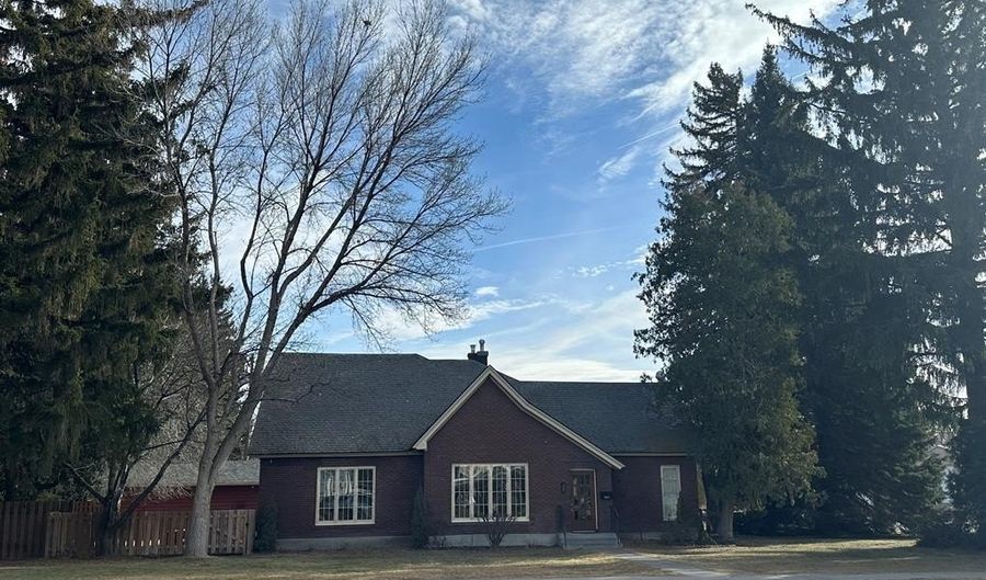 480 S Shilling Ave, Blackfoot, ID 83221 - 4 Beds, 3 Bath