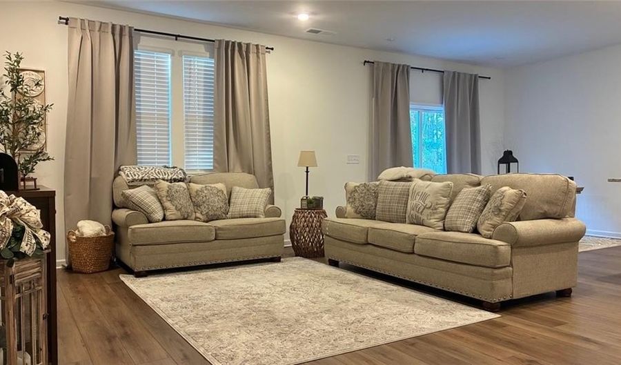 117 Red Maple Way, Adairsville, GA 30103 - 3 Beds, 2 Bath