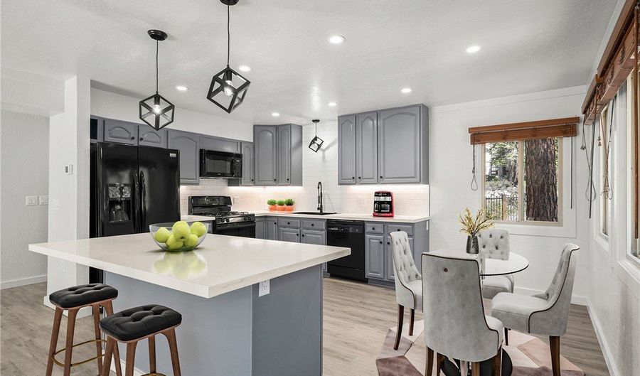 820 Oriole Way 51, Incline Village, NV 89451 - 3 Beds, 3 Bath