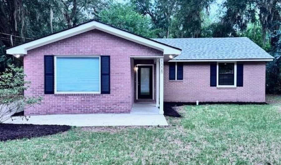 1008 Goodwin St, Beaufort, SC 29906 - 3 Beds, 2 Bath