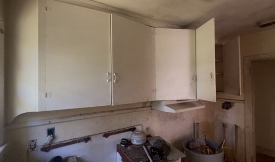 607 Cleveland St, Albany, GA 31701 - 3 Beds, 1 Bath