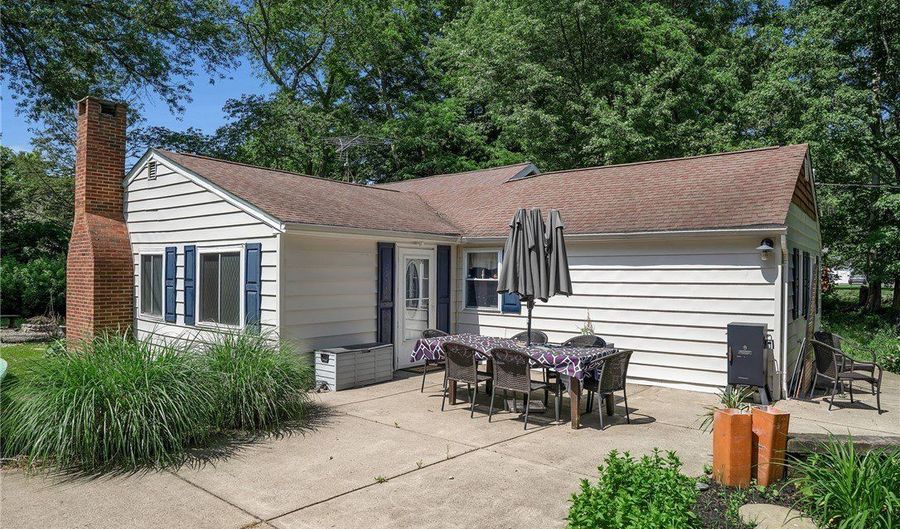 9416 Lake Shore Rd, Angola, NY 14006 - 3 Beds, 2 Bath