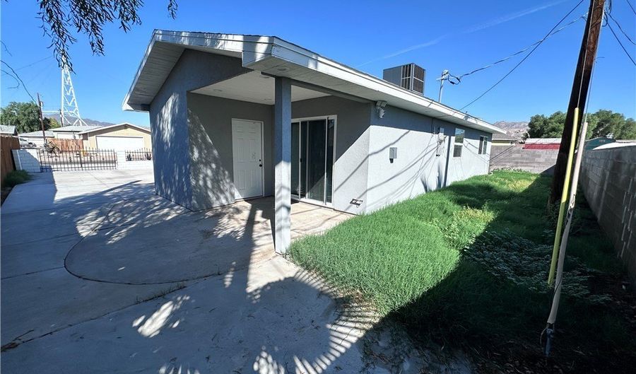 2020 Whitewater Dr, Bullhead City, AZ 86442 - 2 Beds, 2 Bath