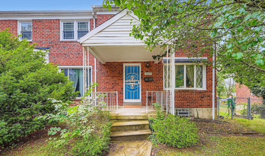 1009 E NORTHERN Pkwy, Baltimore, MD 21212 - 3 Beds, 2 Bath