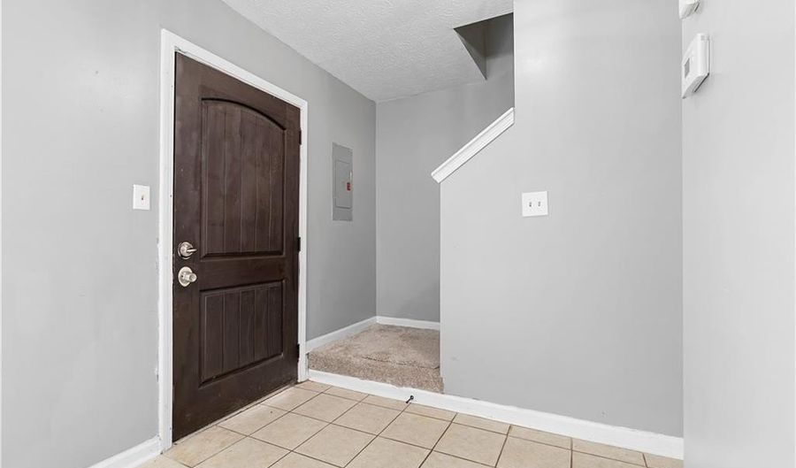 7220 Crestside Dr, Austell, GA 30168 - 3 Beds, 3 Bath