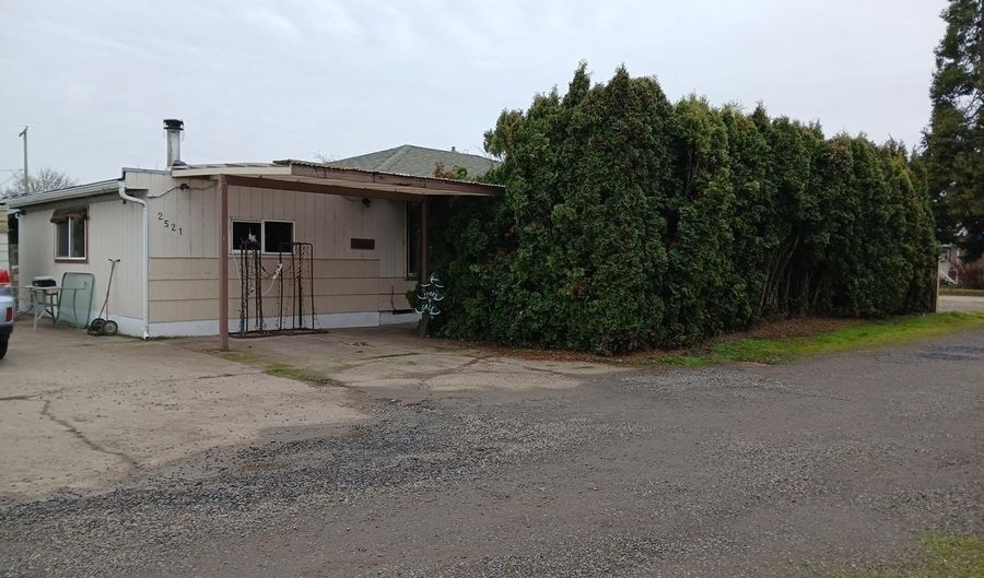 2521 Waverly Dr SE, Albany, OR 97322 - 2 Beds, 1 Bath