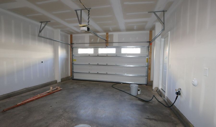 10021 Secluded Garden Dr, Apex, NC 27523 - 3 Beds, 3 Bath