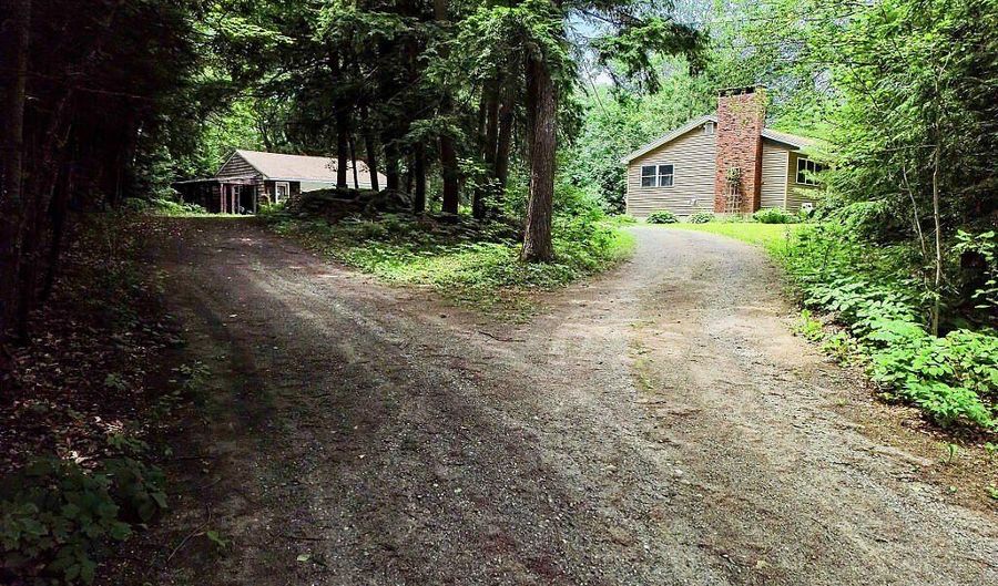 2672 N Belfast Ave, Augusta, ME 04330 - 3 Beds, 1 Bath