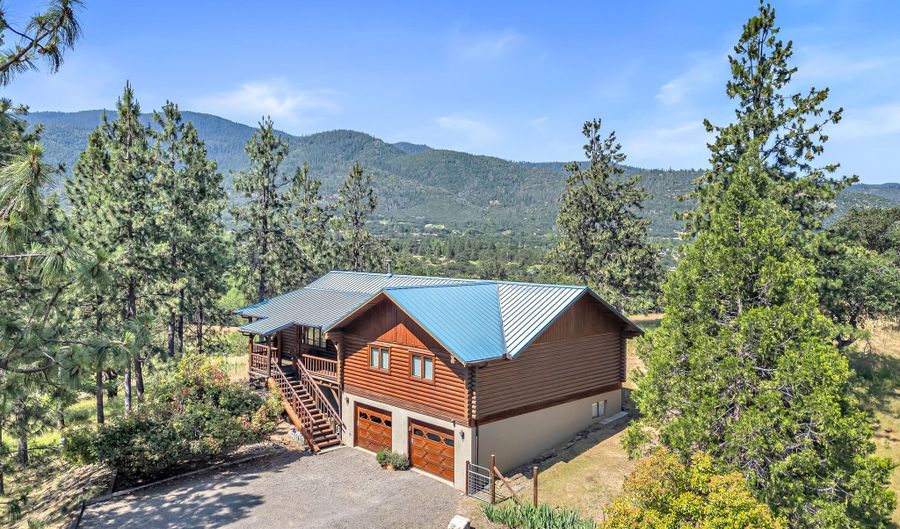 11597 Corp Ranch Rd, Ashland, OR 97520 - 3 Beds, 2 Bath