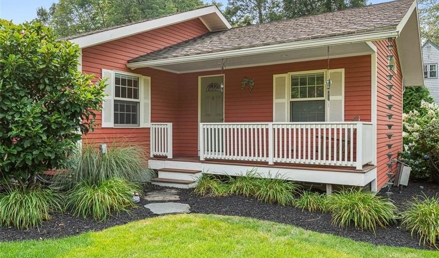 1 Robin Way, North Smithfield, RI 02896 - 3 Beds, 3 Bath