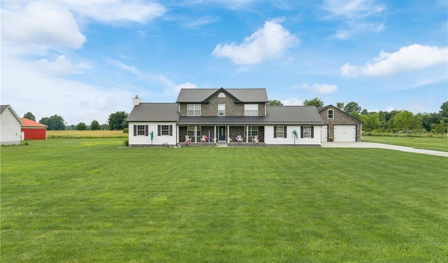 1795 New Milford Rd, Atwater, OH 44201 - 4 Beds, 3 Bath