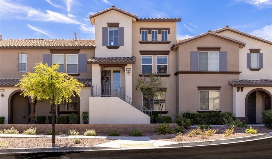 11489 Belmont Lake Dr 102, Las Vegas, NV 89135 - 2 Beds, 3 Bath