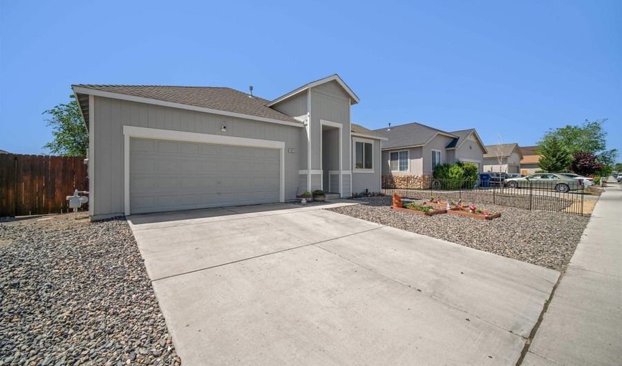 1411 Shadow Ln, Fernley, NV 89408 - 4 Beds, 2 Bath