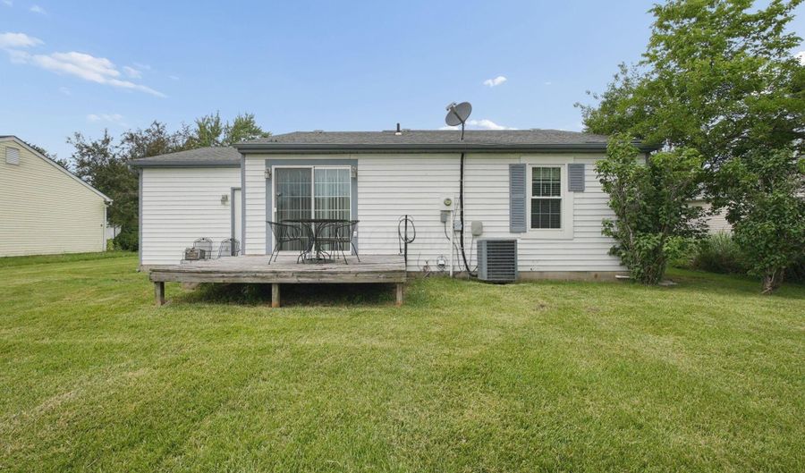 9 Carmel Ct, Ashville, OH 43103 - 3 Beds, 1 Bath