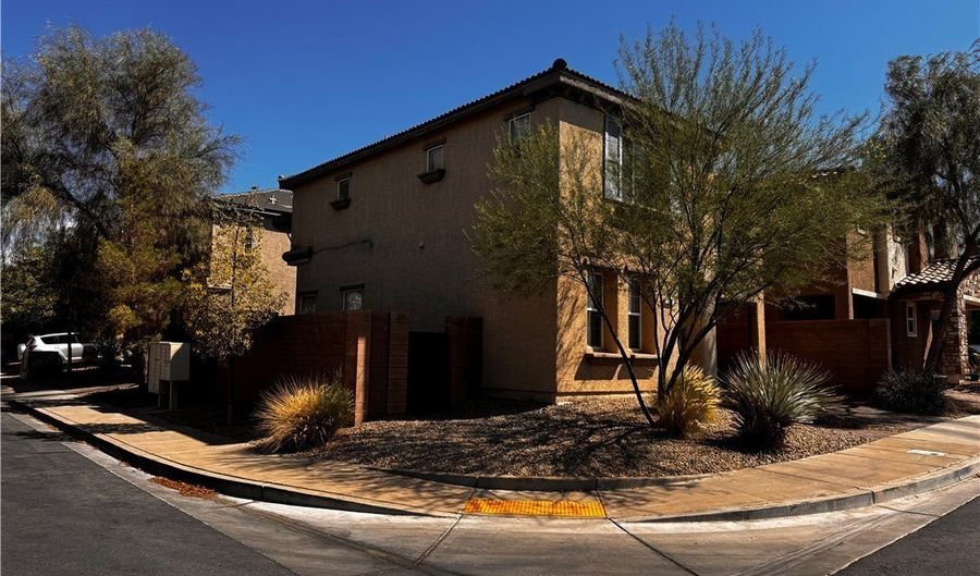 189 Almond Rdg, Henderson, NV 89015 - 3 Beds, 3 Bath