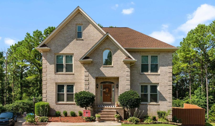 109 KINGSLEY Cir, Alabaster, AL 35007 - 4 Beds, 4 Bath