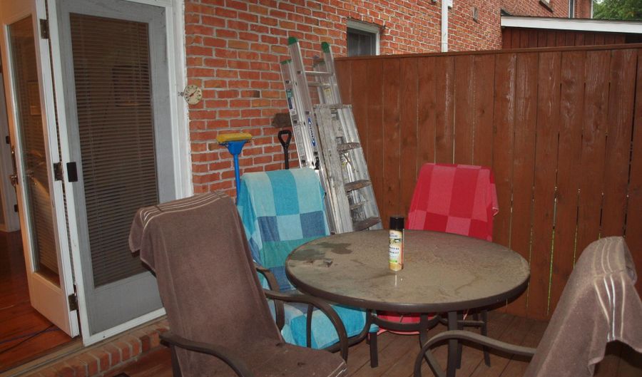 822 Wayne Ave 22/B5, Abingdon, VA 24210 - 4 Beds, 2 Bath