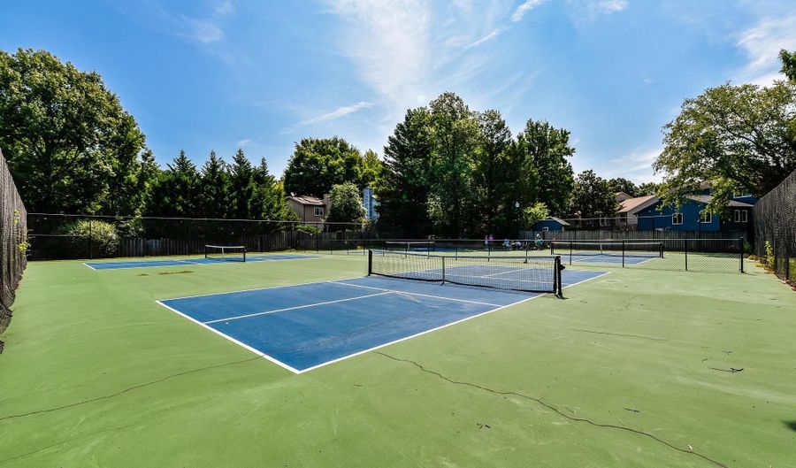 6 BELVEDERE Ct, Annapolis, MD 21403 - 2 Beds, 3 Bath