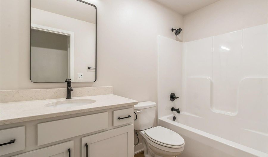 791 Clover Hill Dr, North Liberty, IA 52317 - 4 Beds, 3 Bath