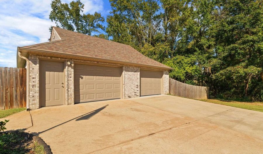 1604 Dogwood Ln, Austin, AR 72007 - 3 Beds, 2 Bath