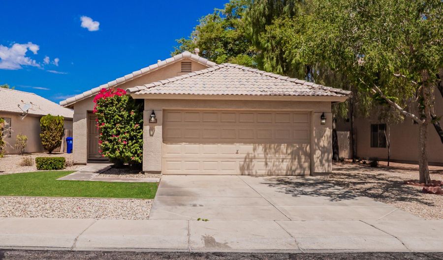 2070 N 109TH Ave, Avondale, AZ 85392 - 3 Beds, 2 Bath