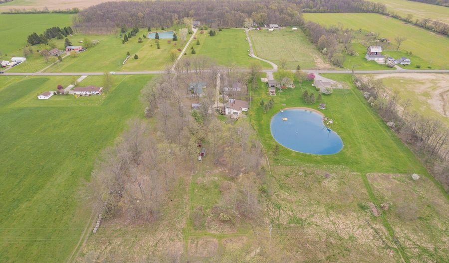 5910 Lyons Hwy, Adrian, MI 49221 - 4 Beds, 2 Bath