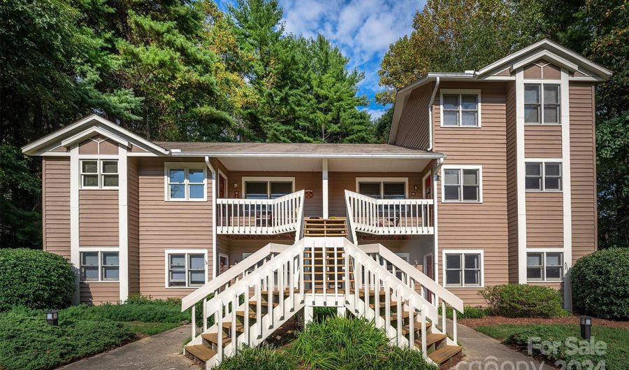 20 Willow Tree Run, Asheville, NC 28803 - 2 Beds, 2 Bath