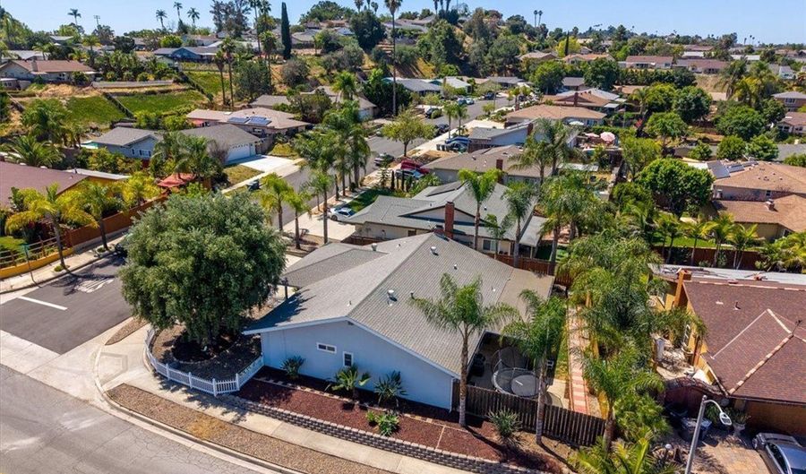 1668 Kenora, Escondido, CA 92027 - 3 Beds, 2 Bath