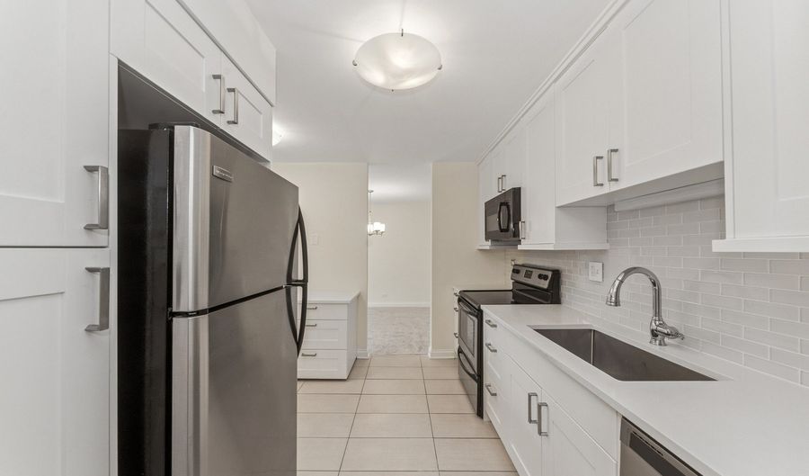 1605 E Central Rd 411B, Arlington Heights, IL 60005 - 1 Beds, 1 Bath
