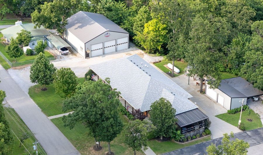 31880 Crescent Dr, Afton, OK 74331 - 4 Beds, 5 Bath