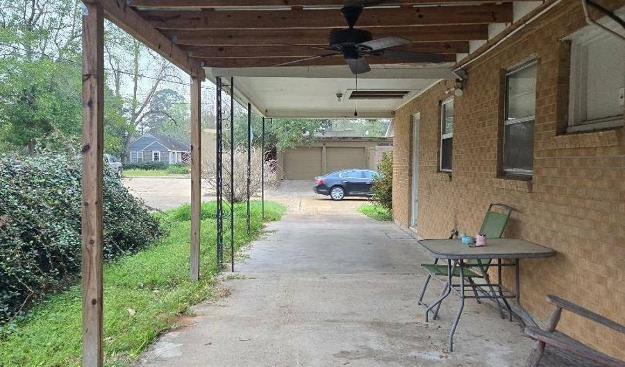 1829 Bryn Mawr St, Alexandria, LA 71301 - 3 Beds, 1 Bath