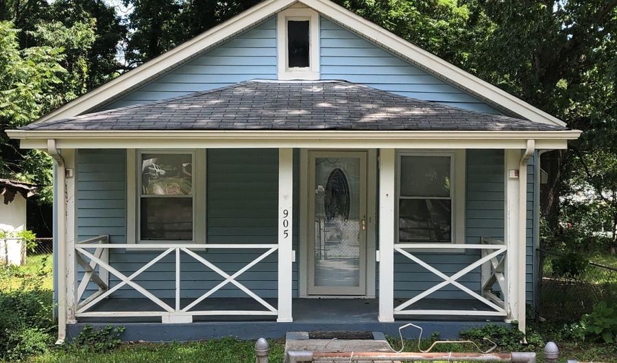 905 13th St, Altavista, VA 24517 - 2 Beds, 1 Bath
