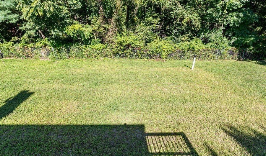 79 Blackstone St 79, Bellingham, MA 02019 - 2 Beds, 2 Bath