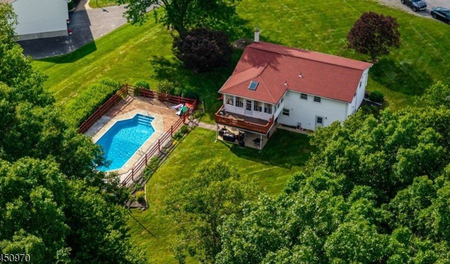 3 Sawmill Rd, Alloway, NJ 07460 - 4 Beds, 2 Bath