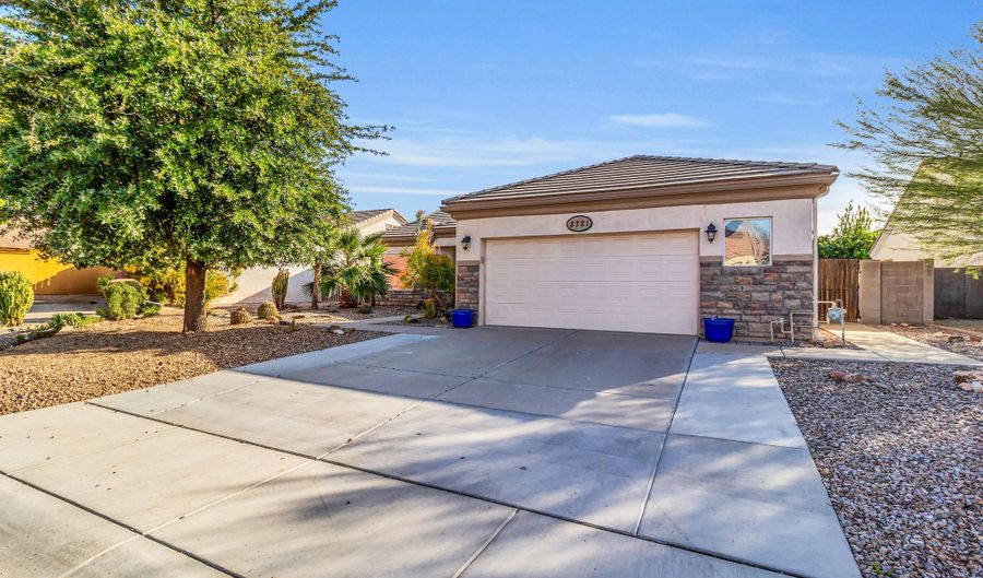 2721 E FOLLEY Pl, Chandler, AZ 85225 - 3 Beds, 2 Bath