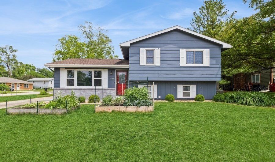 1330 Woodstock Ave, Ames, IA 50014 - 3 Beds, 2 Bath
