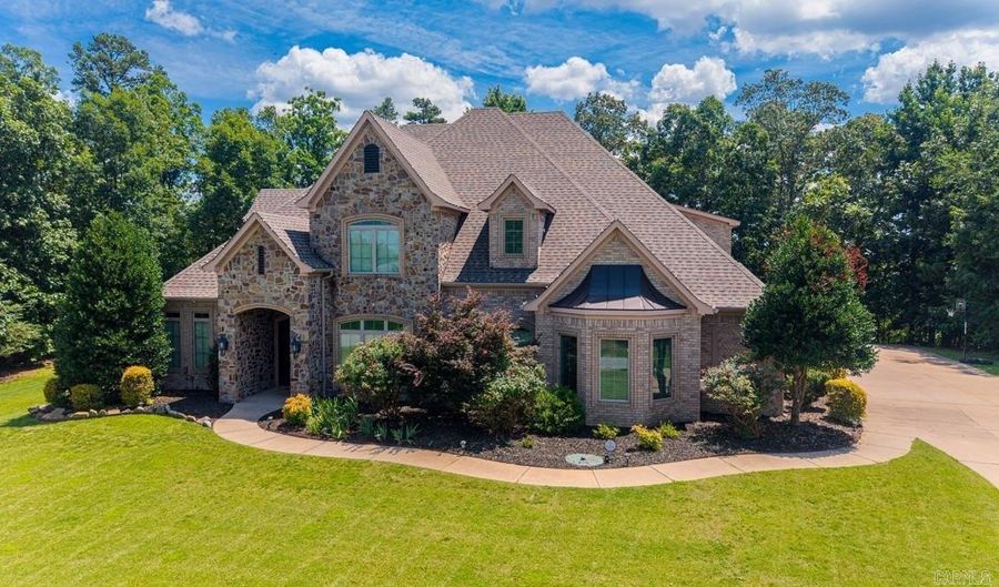 11150 Stonehill Dr, Alexander, AR 72002 - 5 Beds, 4 Bath