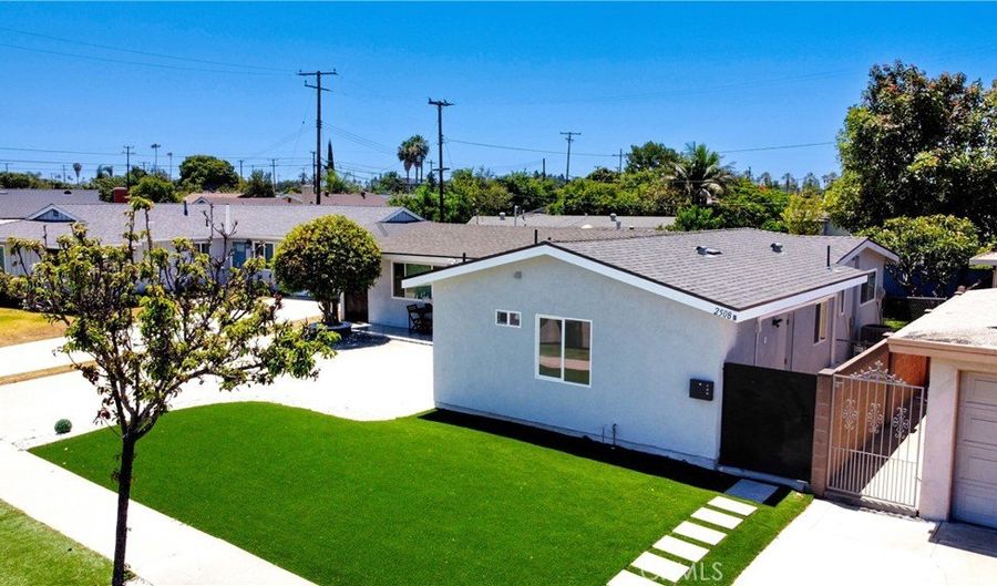 2508 W Picadilly Way B, Anaheim, CA 92801 - 1 Beds, 1 Bath