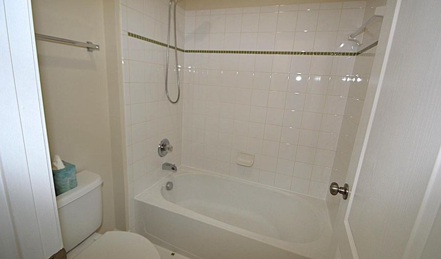 41932 STONEYFORD Ter, Aldie, VA 20105 - 3 Beds, 3 Bath