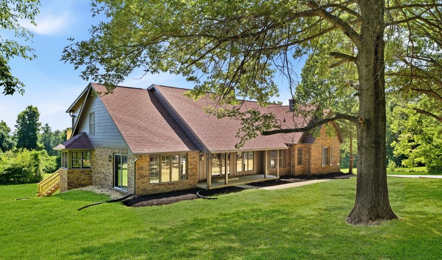 2011 W Stop 11 Stop 11, Indianapolis, IN 46217 - 4 Beds, 5 Bath