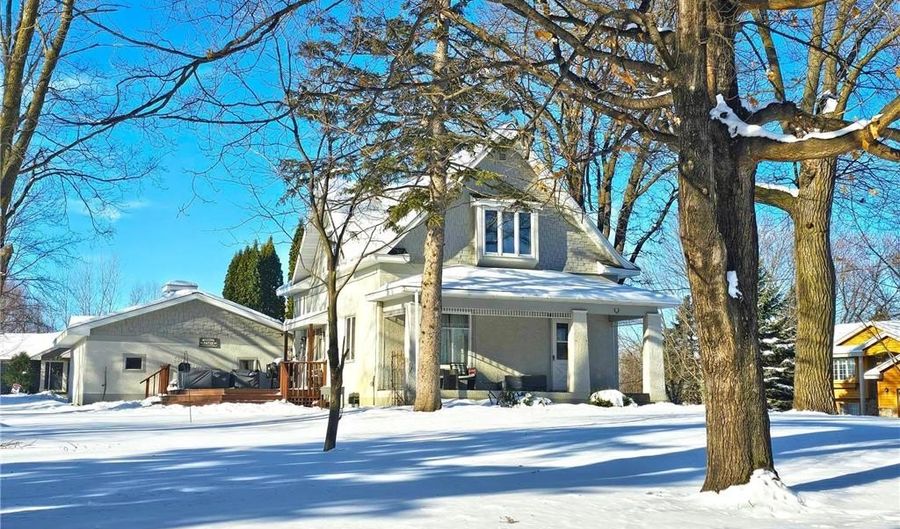 311 Big Woods Ln, Annandale, MN 55302 - 3 Beds, 1 Bath