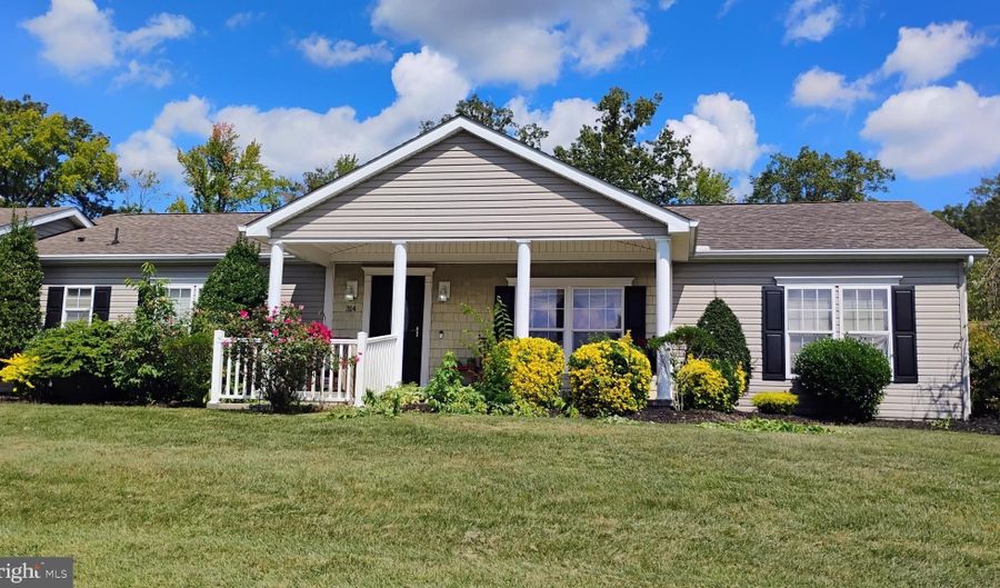 314 PERSIMMON Cir W 314, Dover, DE 19901 - 3 Beds, 2 Bath