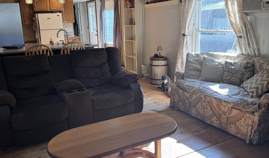 90 Sunset Cir, Campton, NH 03223 - 2 Beds, 2 Bath