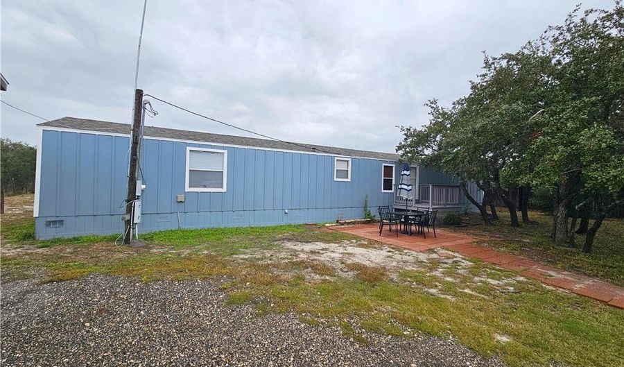 951 Jacoby, Aransas Pass, TX 78336 - 2 Beds, 2 Bath