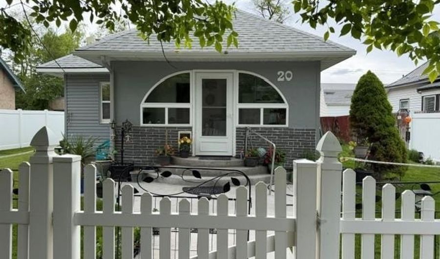 20 S 2nd W, Aberdeen, ID 83210 - 3 Beds, 1 Bath