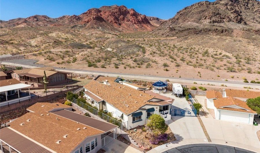 579 Lake Huron Ln, Boulder City, NV 89005 - 4 Beds, 4 Bath