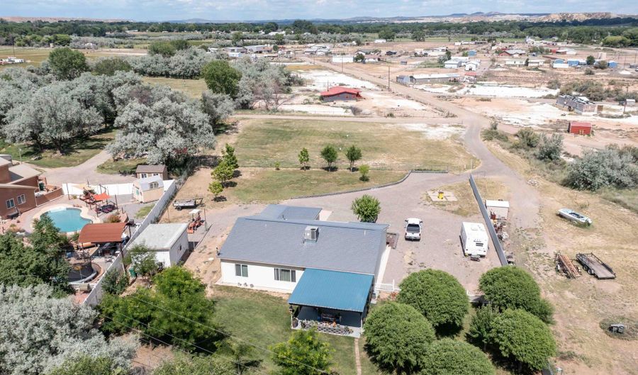 36 ROAD 3332, Aztec, NM 87410 - 3 Beds, 2 Bath