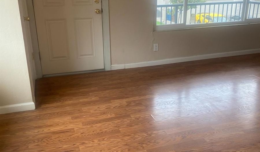 2304 Peppertree Way Unit: 4, Antioch, CA 94509 - 2 Beds, 1 Bath