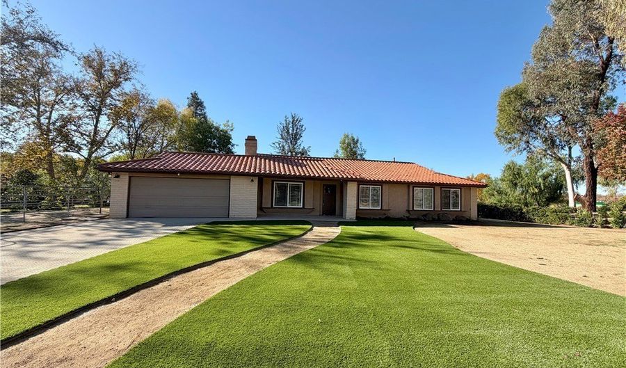 5365 Lewis Rd, Agoura Hills, CA 91301 - 4 Beds, 3 Bath
